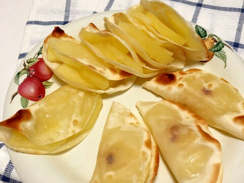 餃子の皮で りんごの甘いおやつ レシピ 作り方 By まかろん 楽天レシピ 餃子の皮で りんごの甘いおやつ レシピ 作り方 By まかろん 楽天レシピ